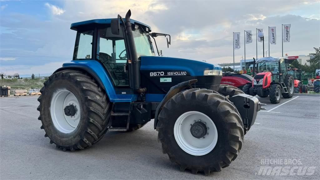 New Holland 8670 Tractoren