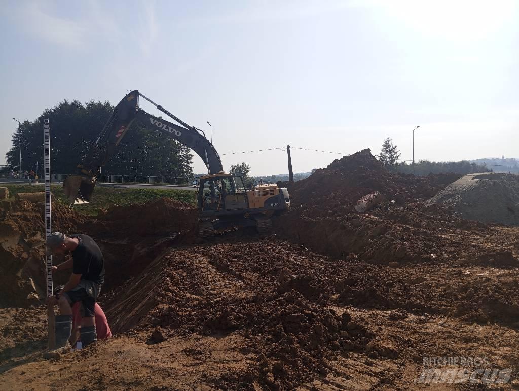 Volvo EC 240 C LD Rupsgraafmachines