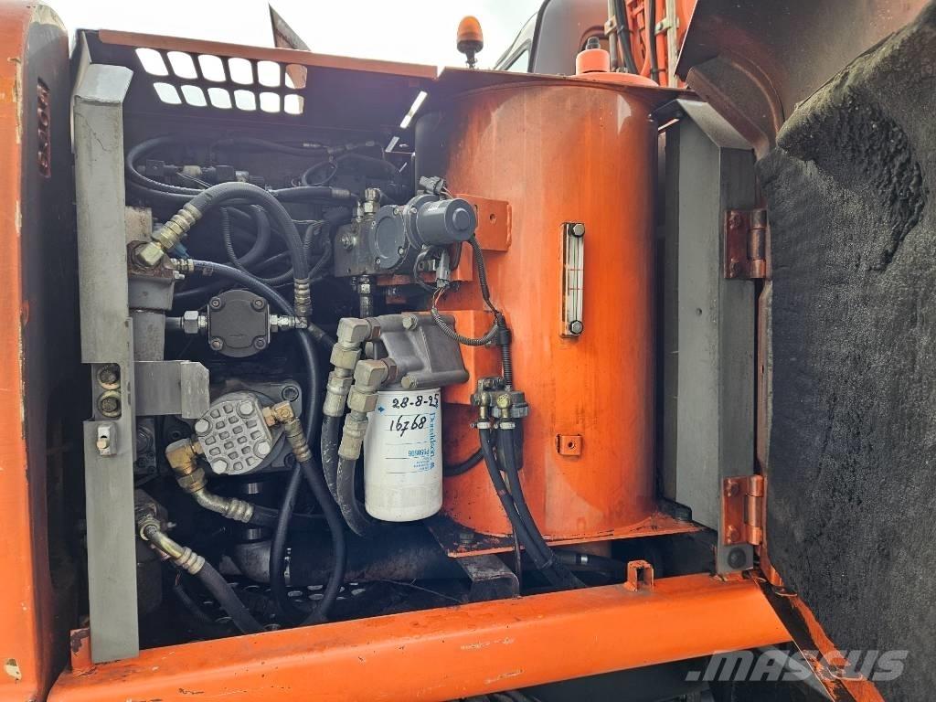 Hitachi ZX130W Wielgraafmachines