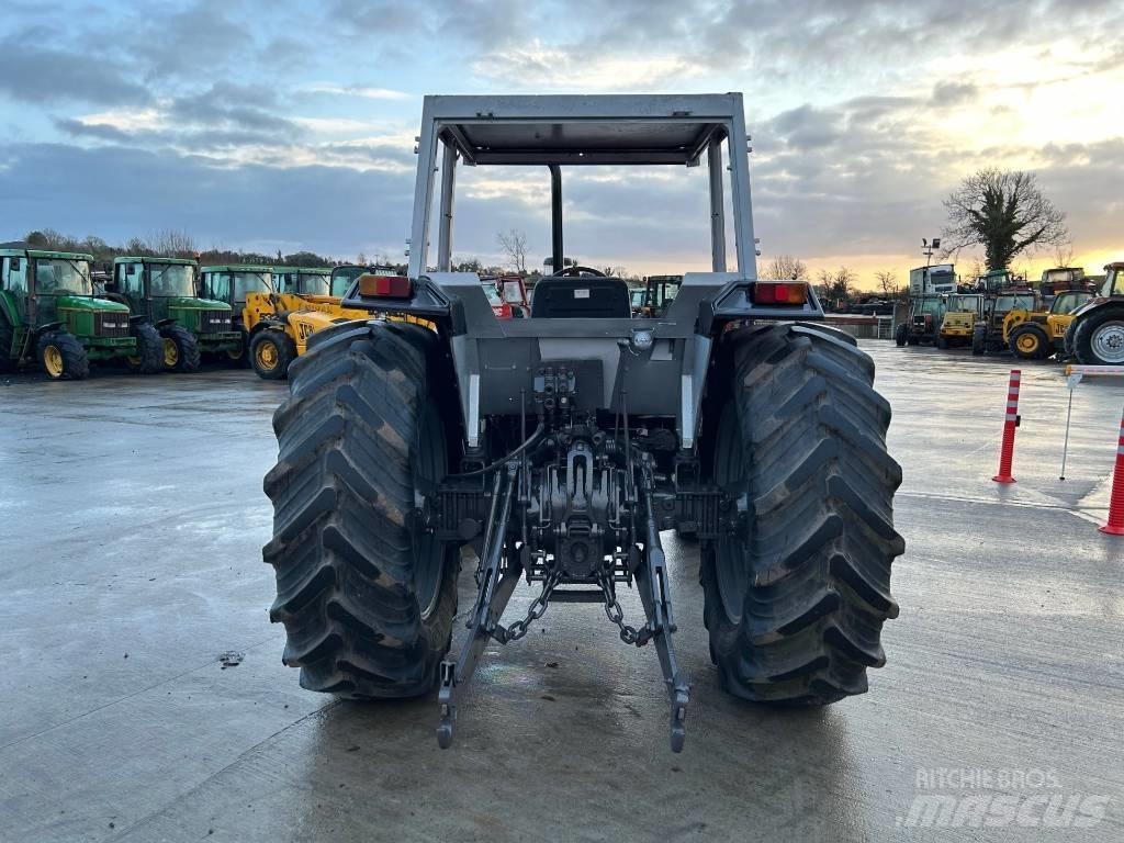 Massey Ferguson 390 Tractoren
