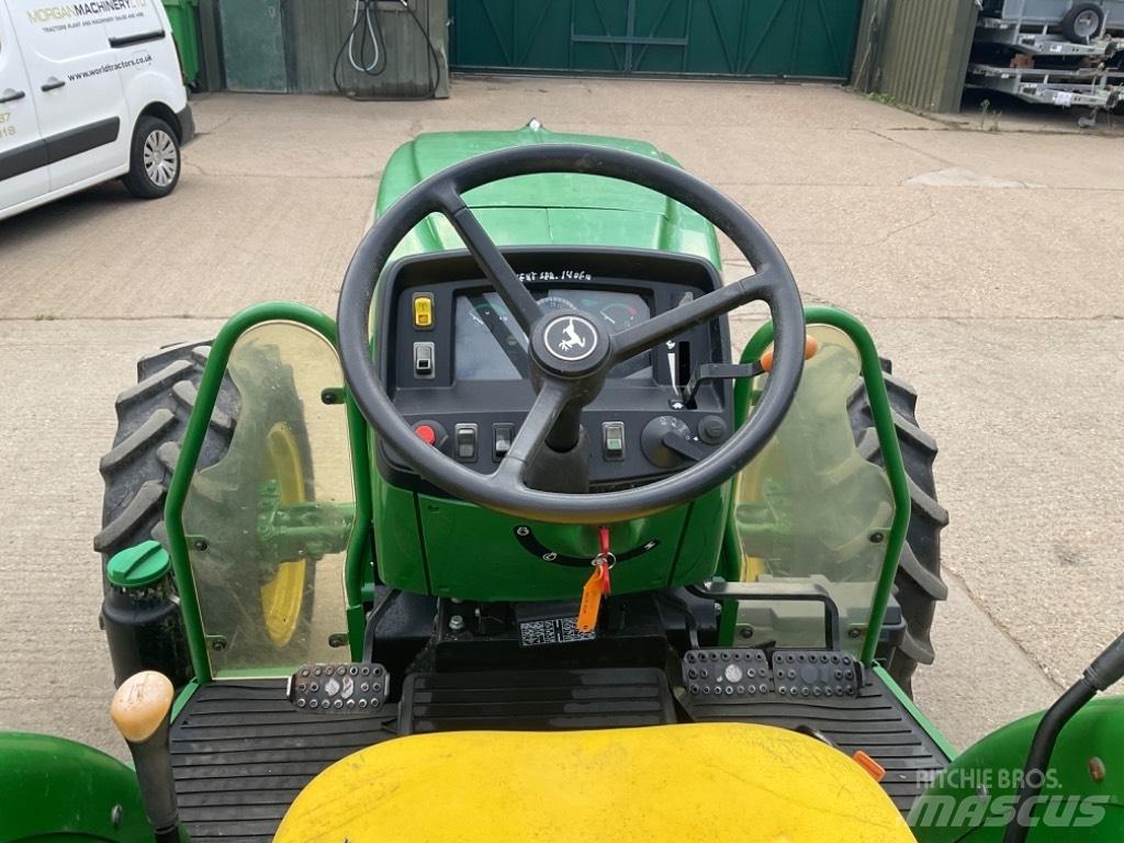 John Deere 5050E Tractoren