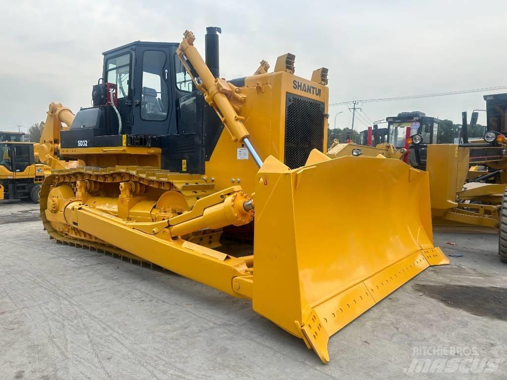 Shantui SD 32 Rupsdozers