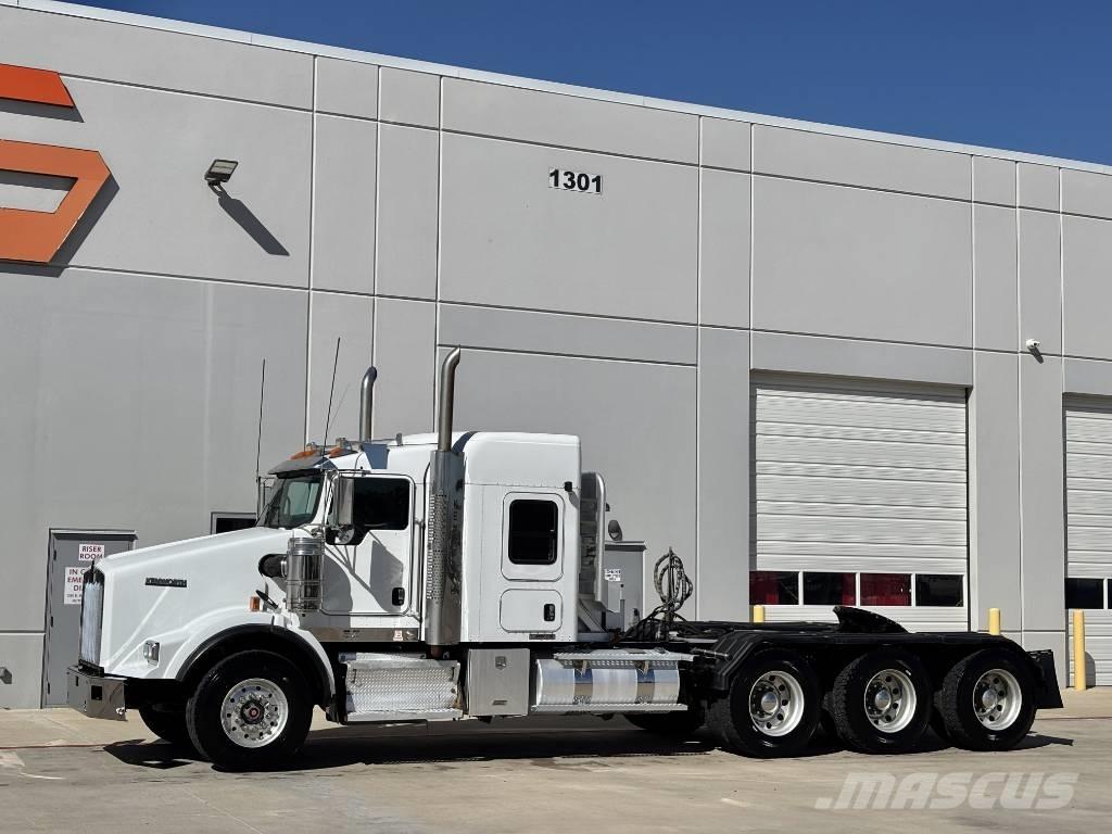 Kenworth T800 Trekkers