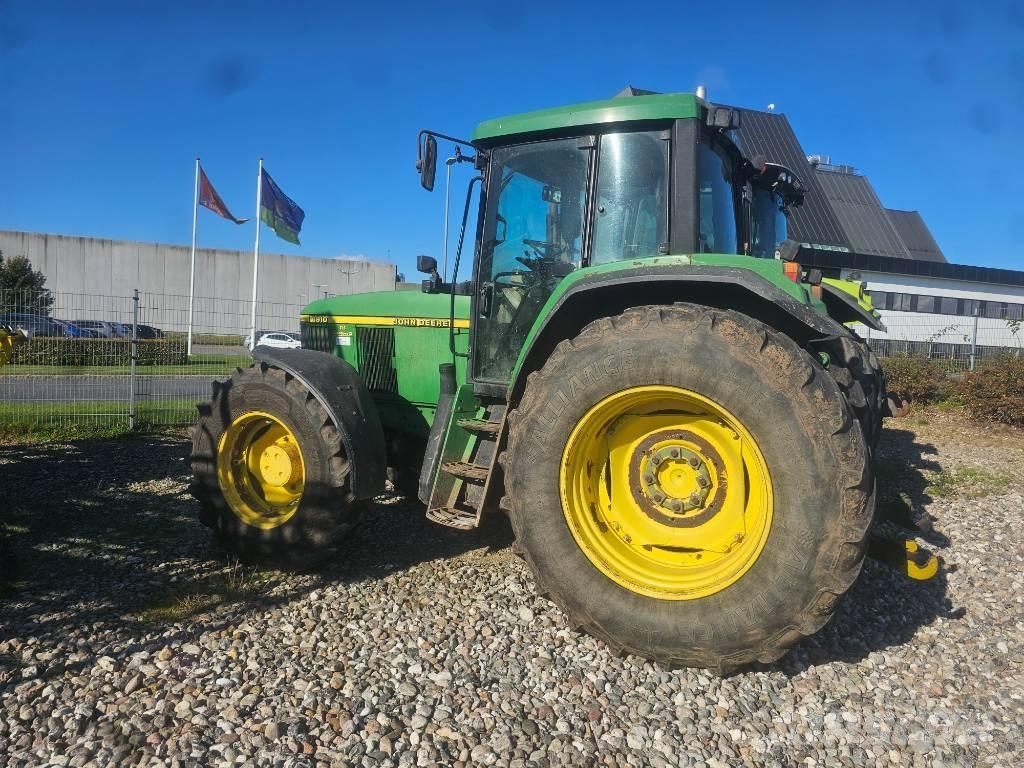 John Deere 6910 Tractoren
