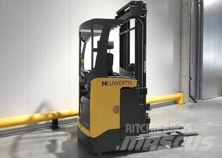 Atlet UMS 160 Reachtruck voor hoog niveau