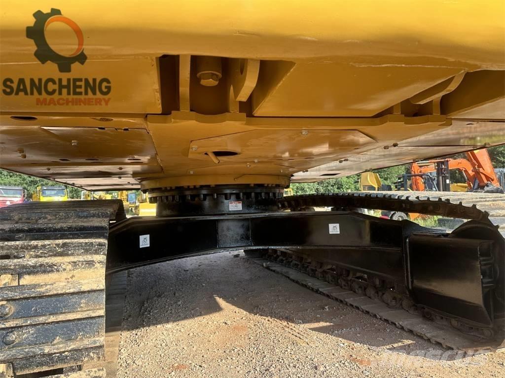 CAT 320 C Rupsgraafmachines