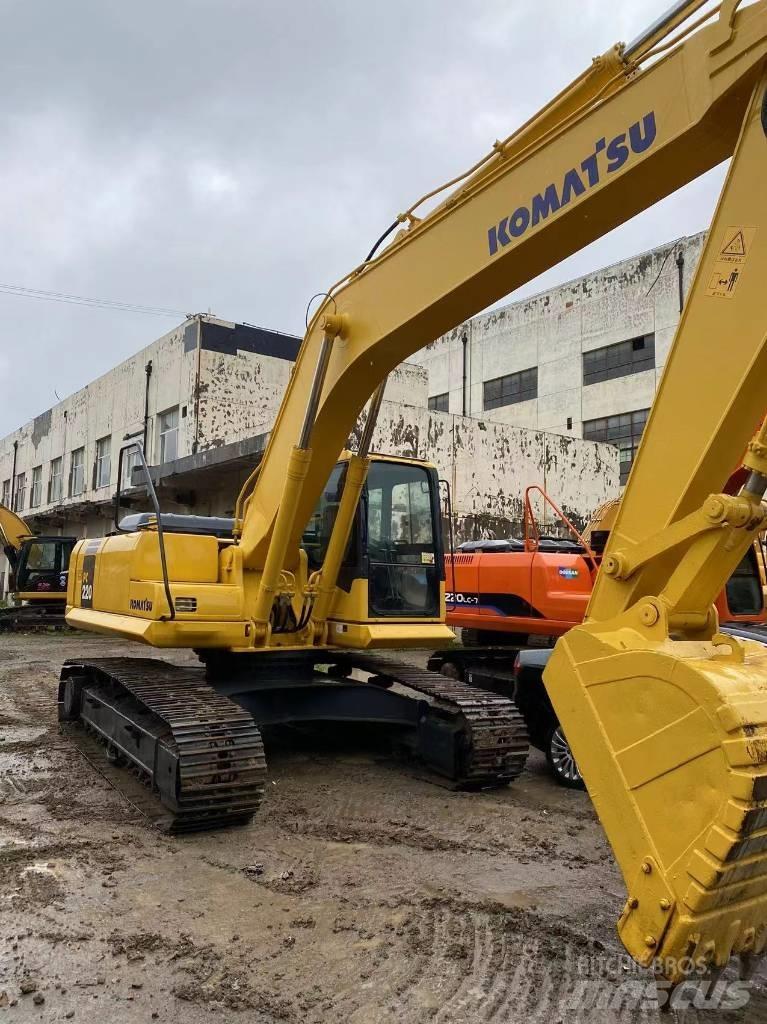 Komatsu 220 Rupsgraafmachines