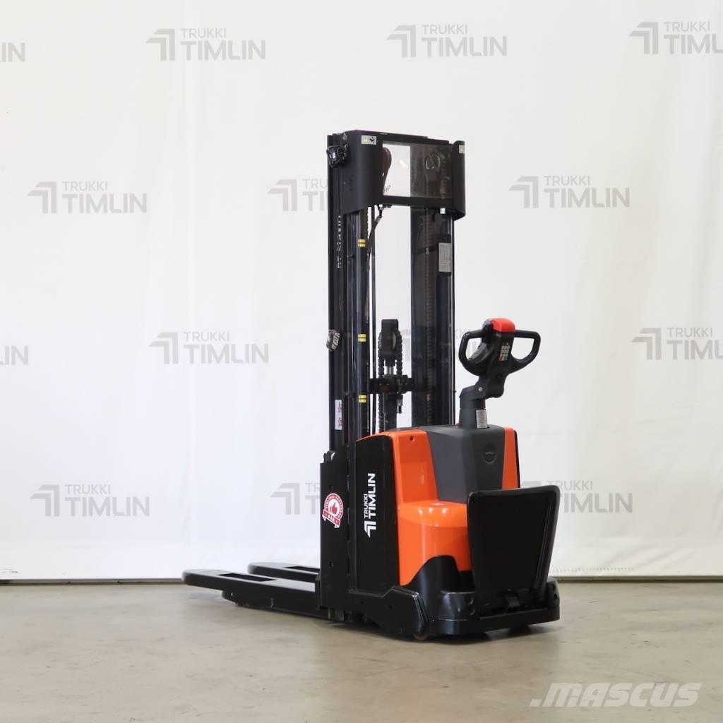Toyota SWE120L Zelfrijdende stapelaars
