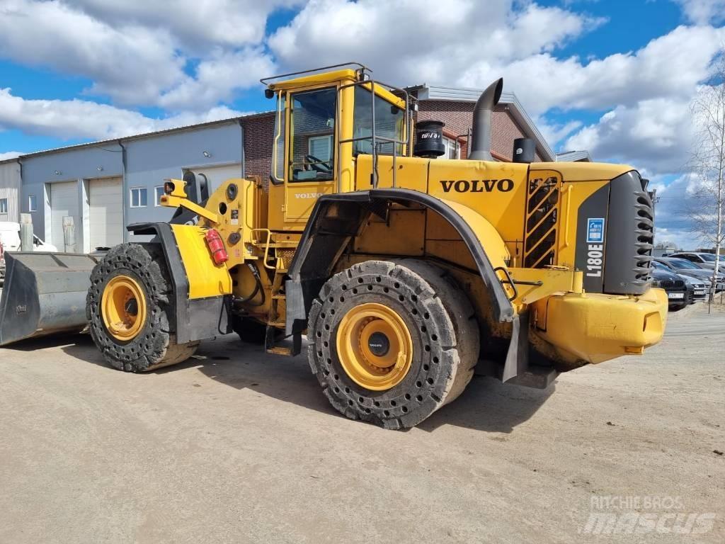 Volvo L 180 E Wielladers