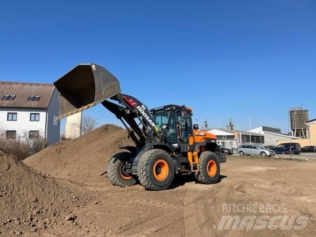 Doosan DL280 Wielladers