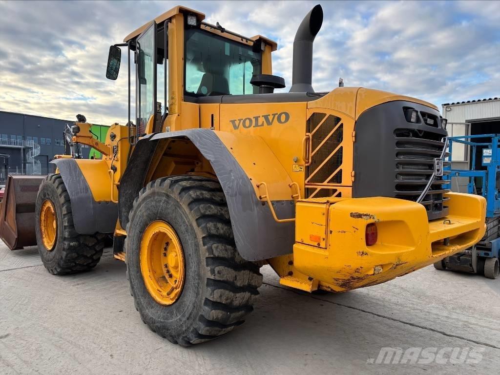 Volvo L 120 F Wielladers