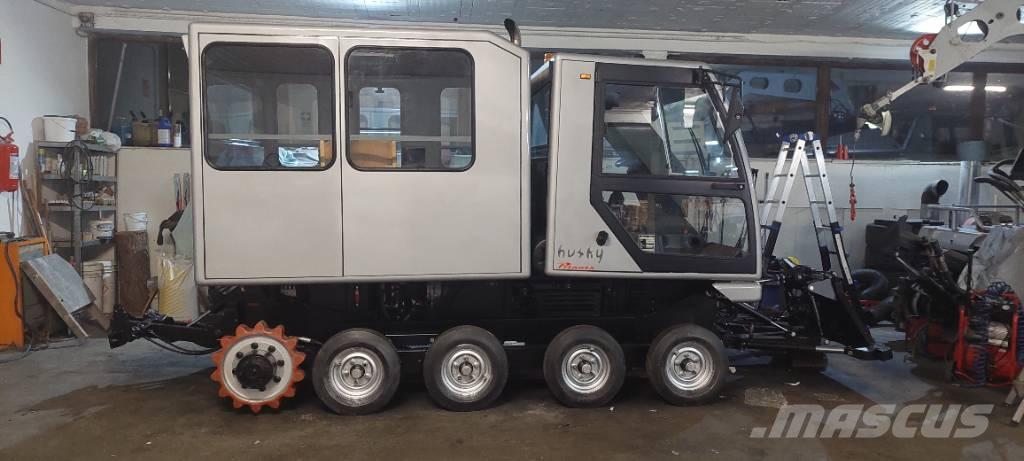 Prinoth Husky Sneeuwruimers en -schuivers