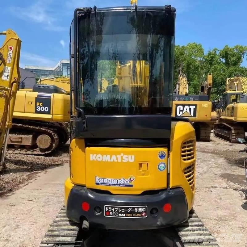 Komatsu PC30 Minigraafmachines < 7t
