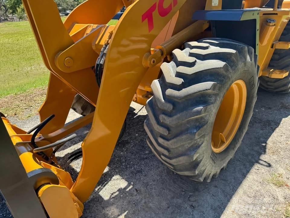 TCM E 820 Wielladers