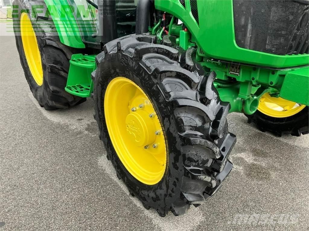 John Deere 5067E Tractoren