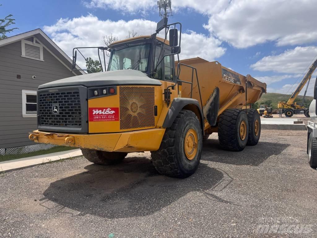 DEERE 410E Knik dumptrucks