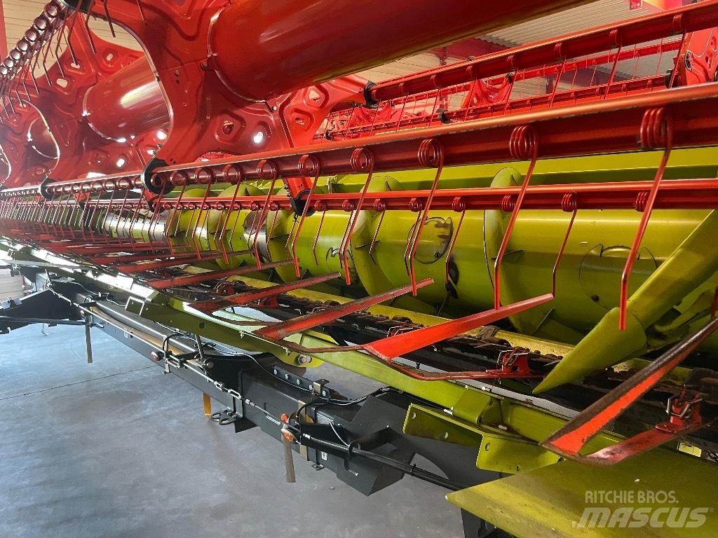 CLAAS Lexion 6700 Maaidorsmachines