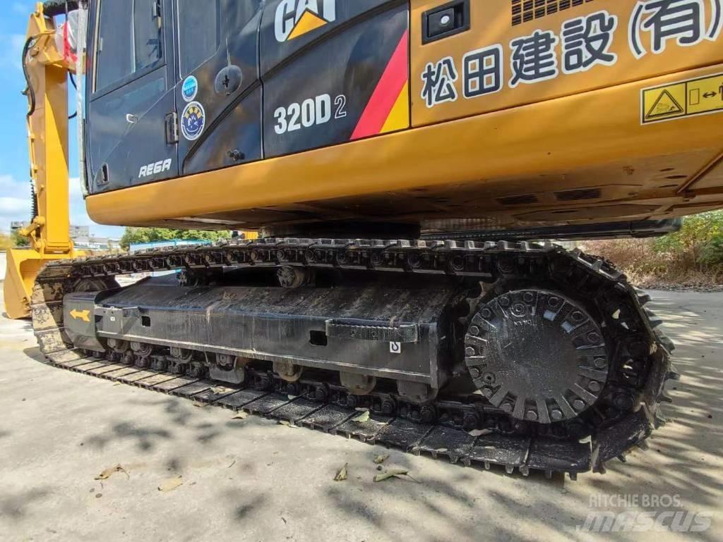 CAT 320D2 Midigraafmachines 7t - 12t