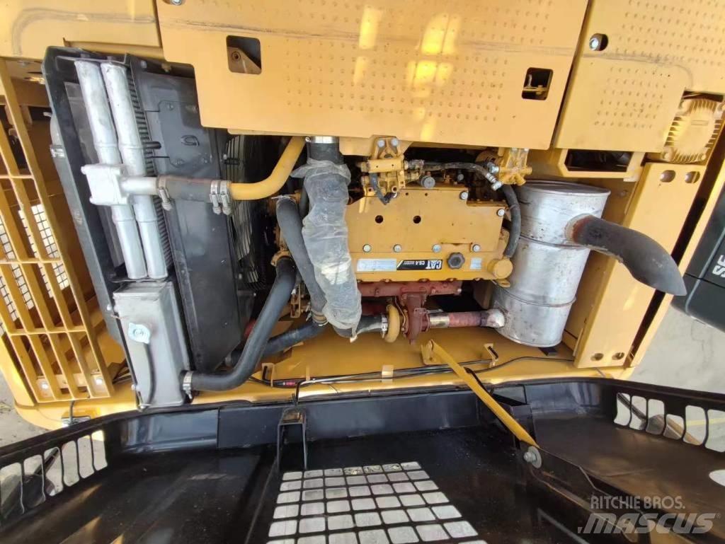 CAT 320D2 Midigraafmachines 7t - 12t