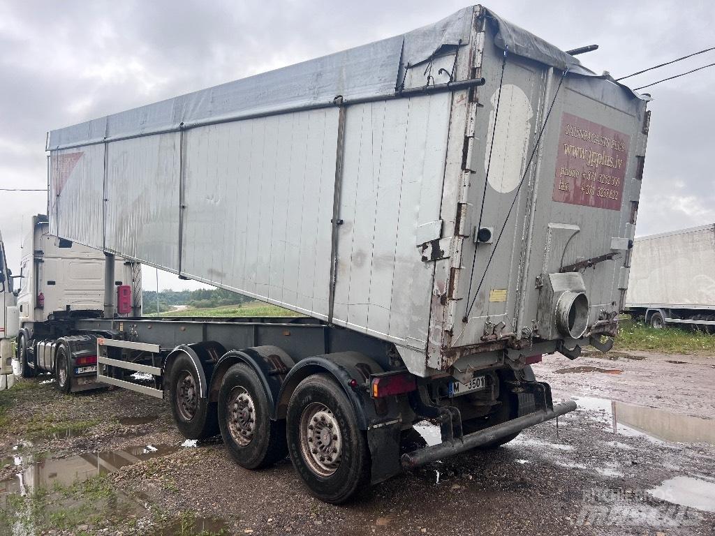 Wielton 45M3 Graantransportwagen