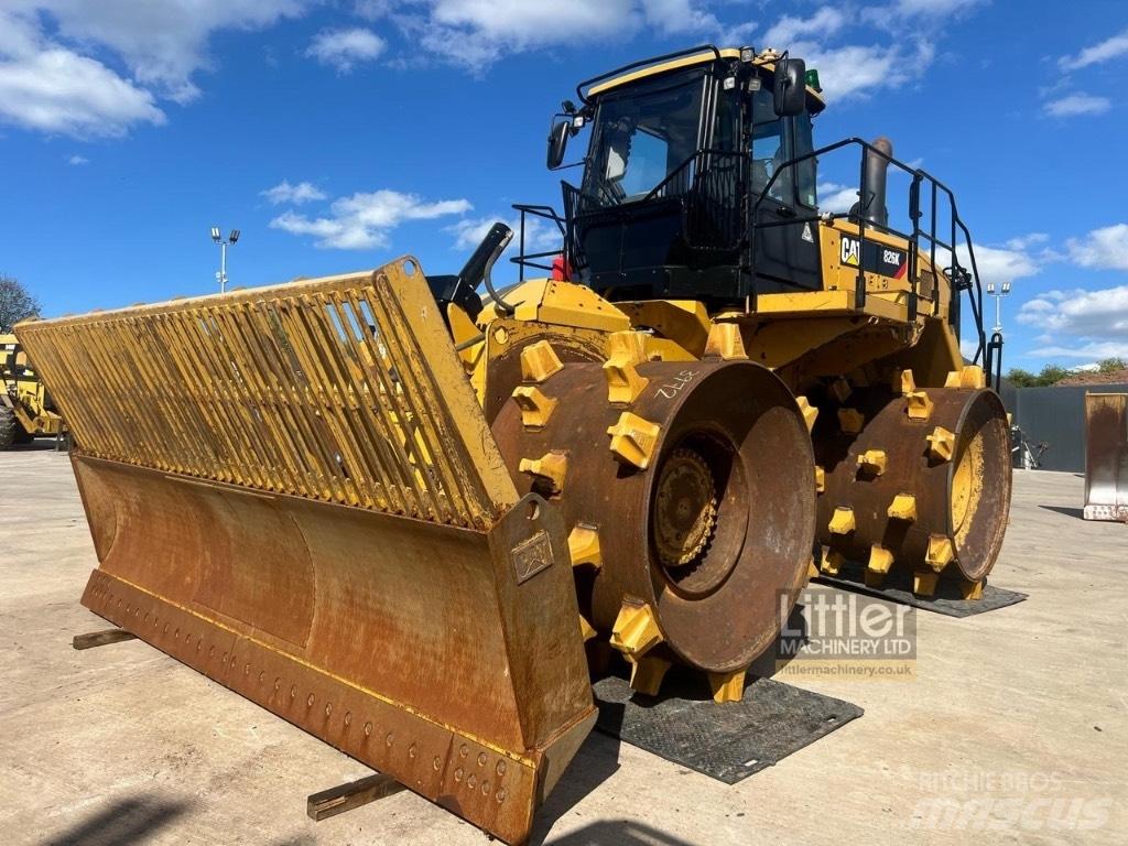 CAT 826 K Afvalpersen