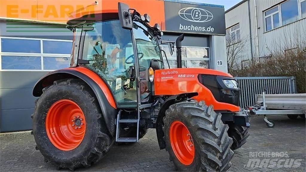 Kubota m4-073 cab Tractoren