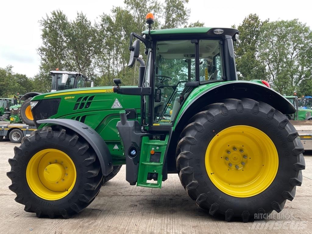 John Deere 6155 M Tractoren