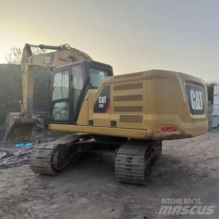CAT CAT323GX Rupsgraafmachines