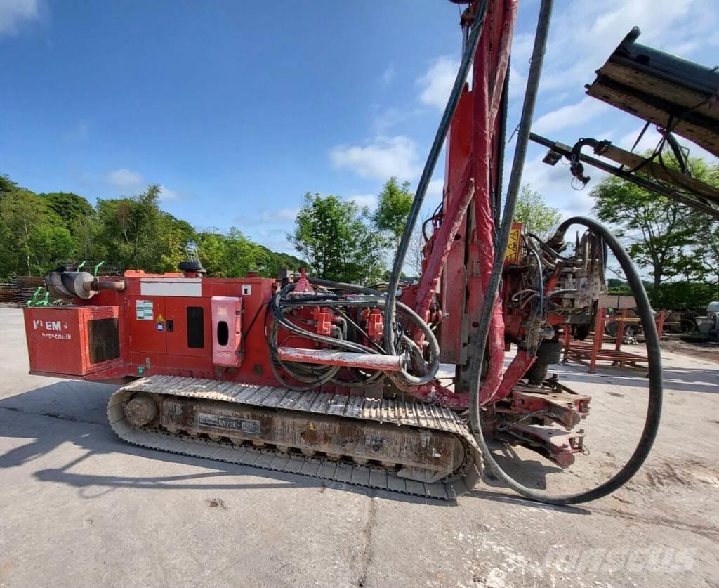 Klemm KR709 - 2 Zware boorinstallaties