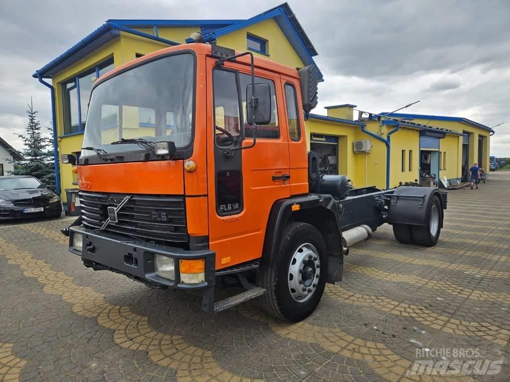 Volvo FL6 180 Chassis met cabine