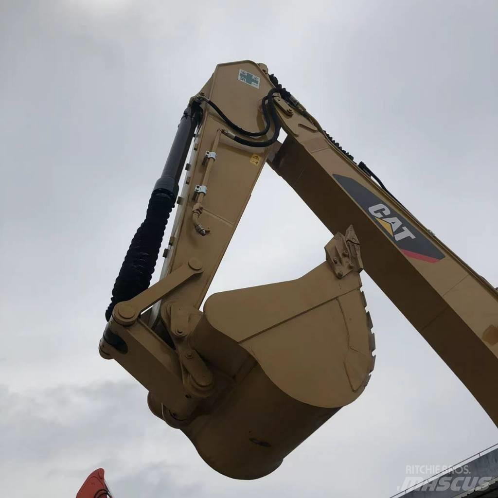 CAT 330D2L Rupsgraafmachines