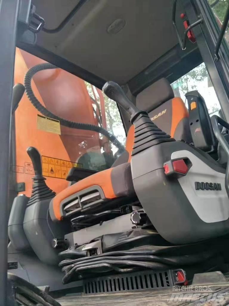 Doosan DX 530 Rupsgraafmachines