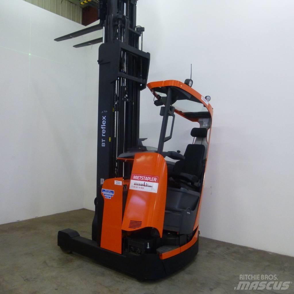 BT RRE160HE Reachtruck voor hoog niveau