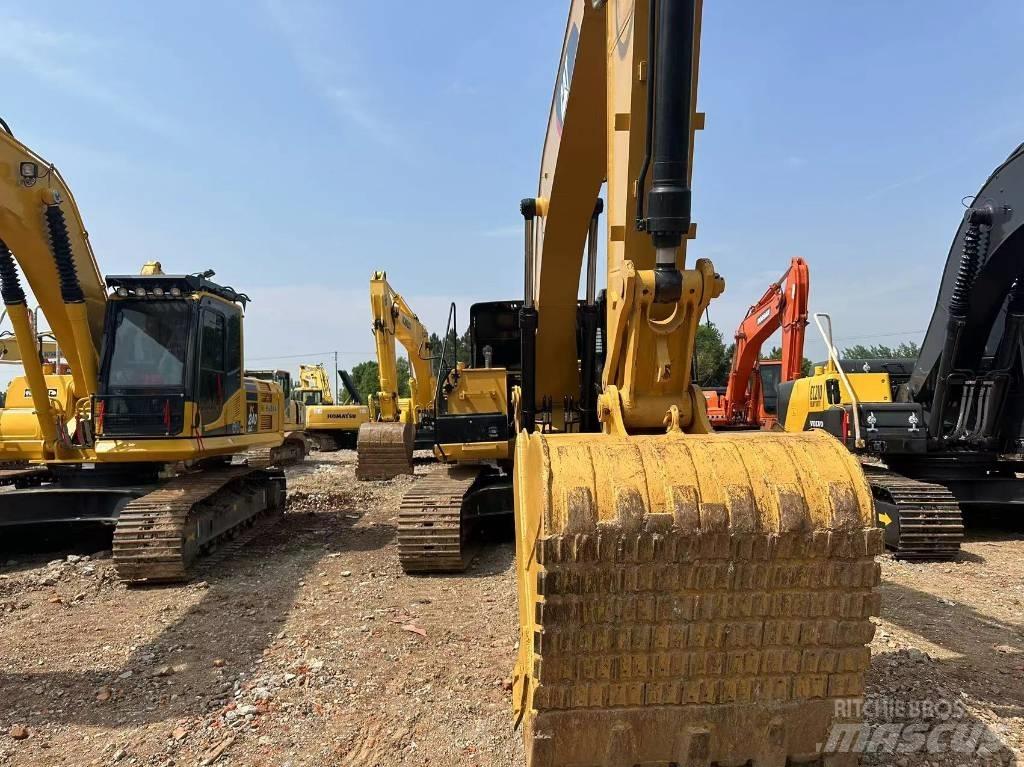 CAT 326D Rupsgraafmachines