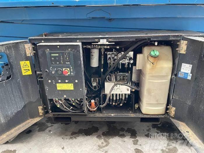 Genie GS3369RT Schaarhoogwerkers