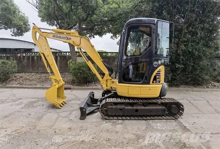 Komatsu PC35 Minigraafmachines < 7t