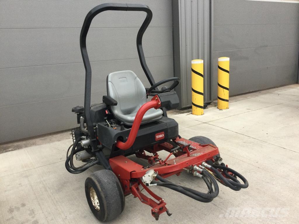 Toro 3250D Rijmaaiers