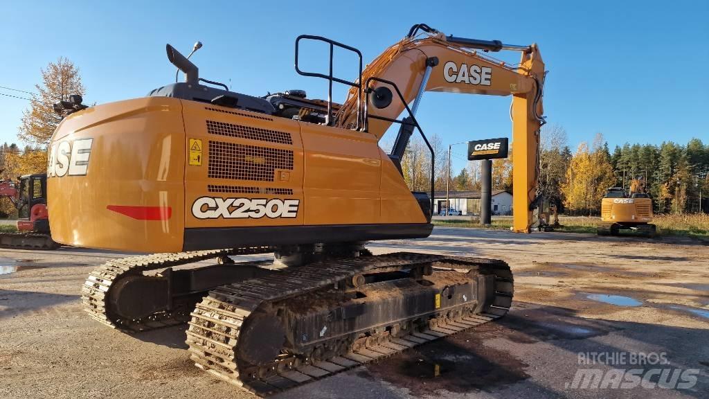 CASE CX 250E Rupsgraafmachines