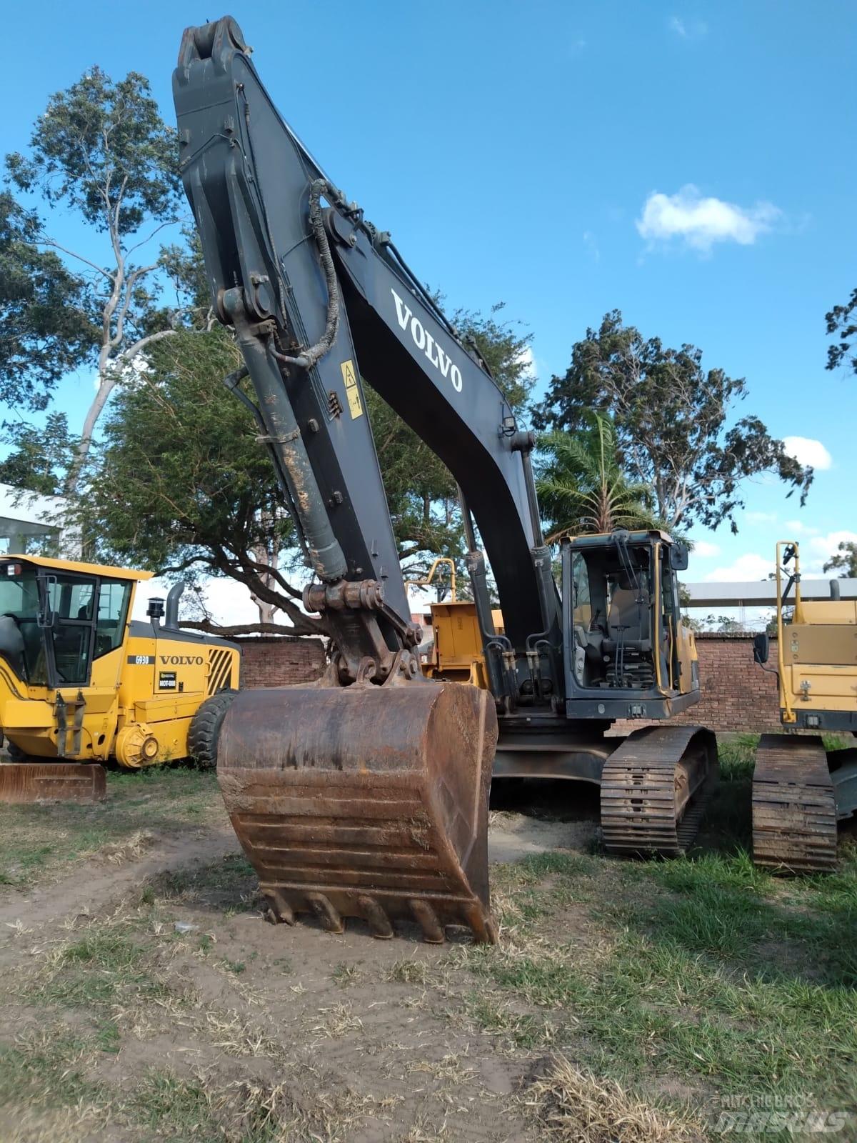 Volvo EC 250 D L Rupsgraafmachines