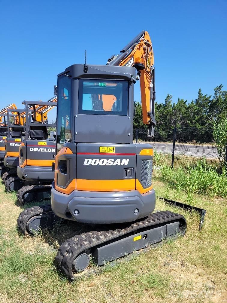 Doosan DX35Z-7 Minigraafmachines < 7t