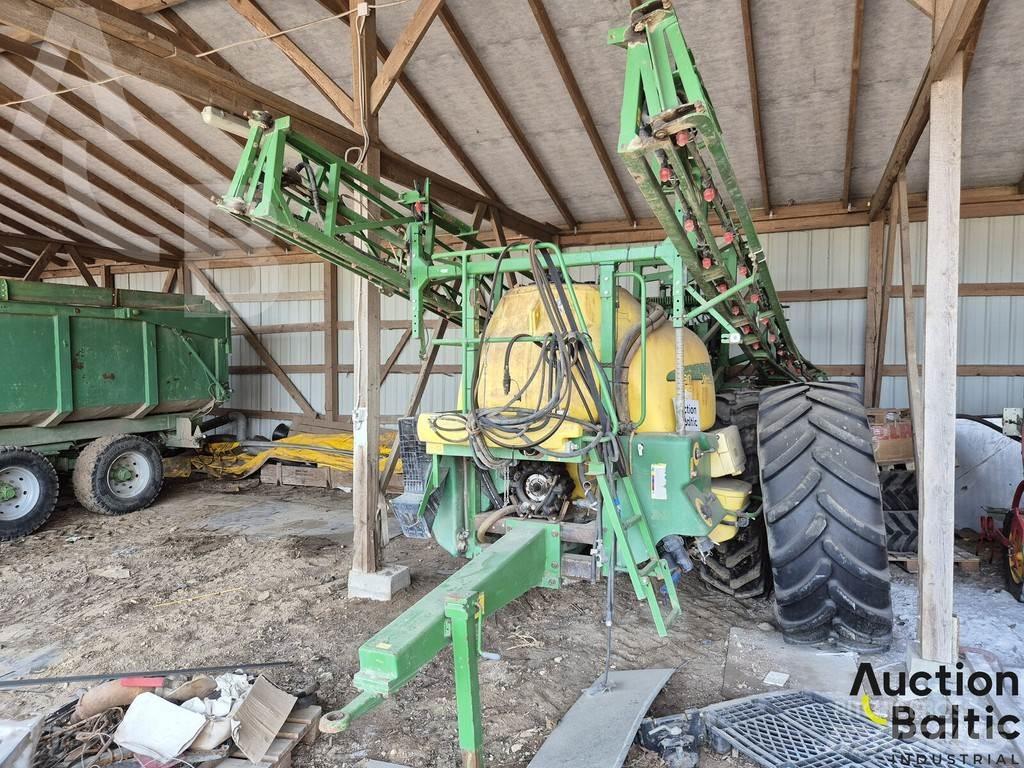 John Deere 732 Getrokken spuitmachines