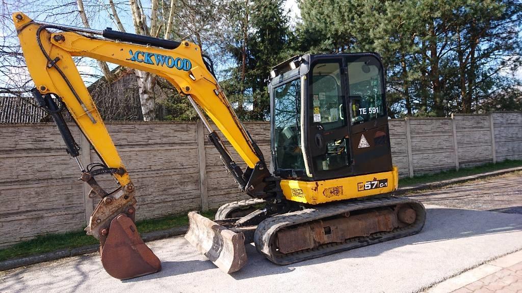JCB 57 Rupsgraafmachines