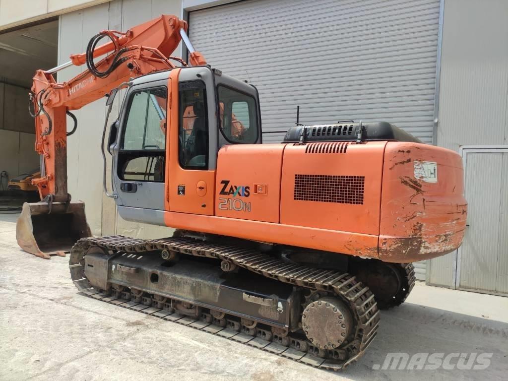 Hitachi ZX210N Rupsgraafmachines