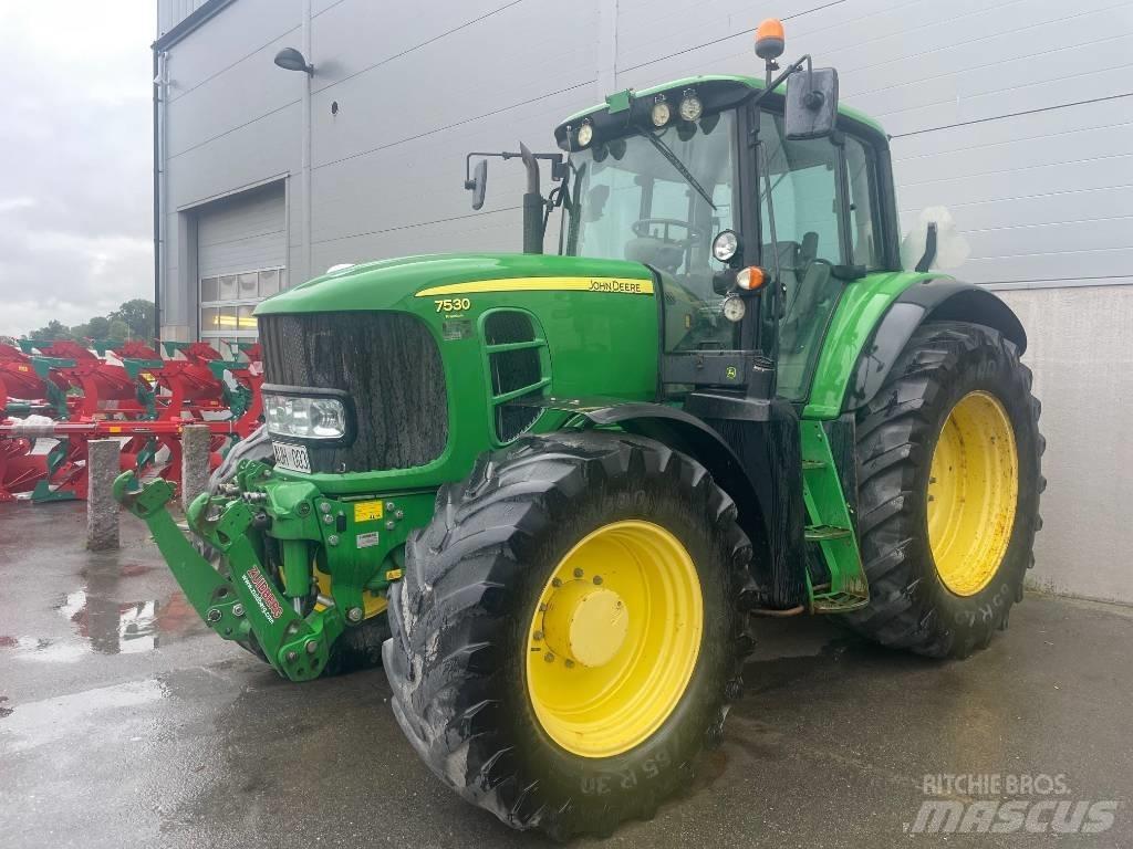 John Deere 7530 Tractoren