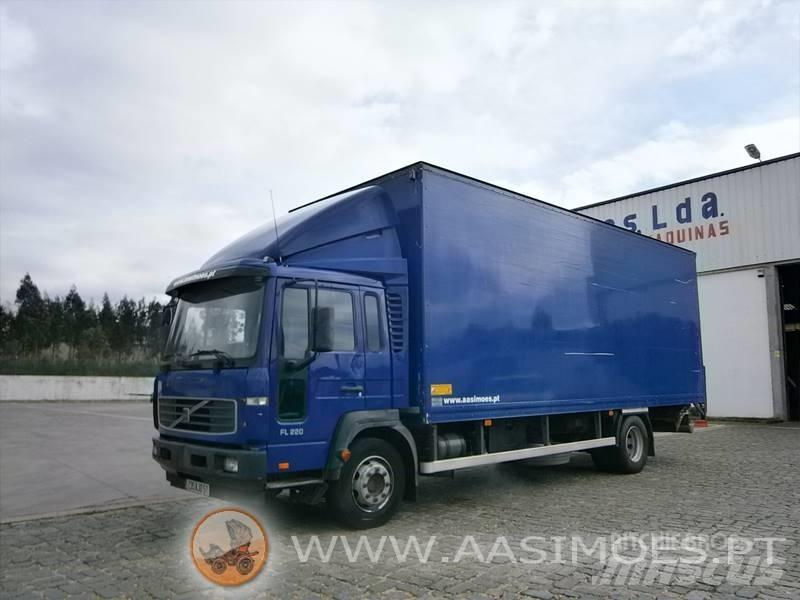 volvo FL6 220 Bakwagens met gesloten opbouw