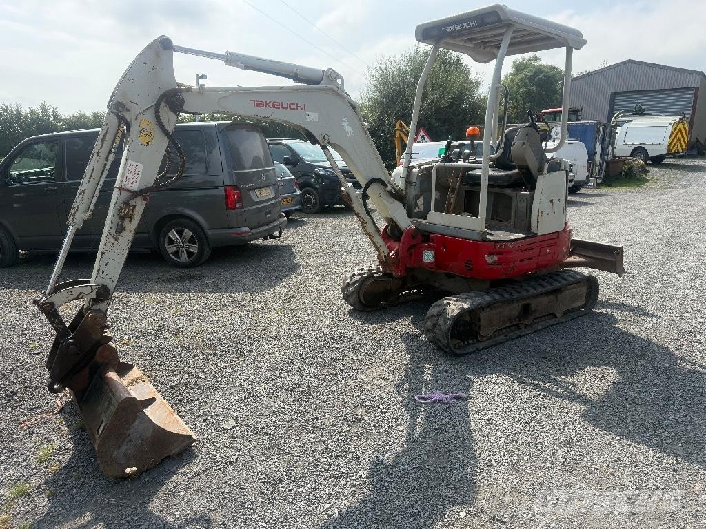Takeuchi TB 23 R Minigraafmachines < 7t