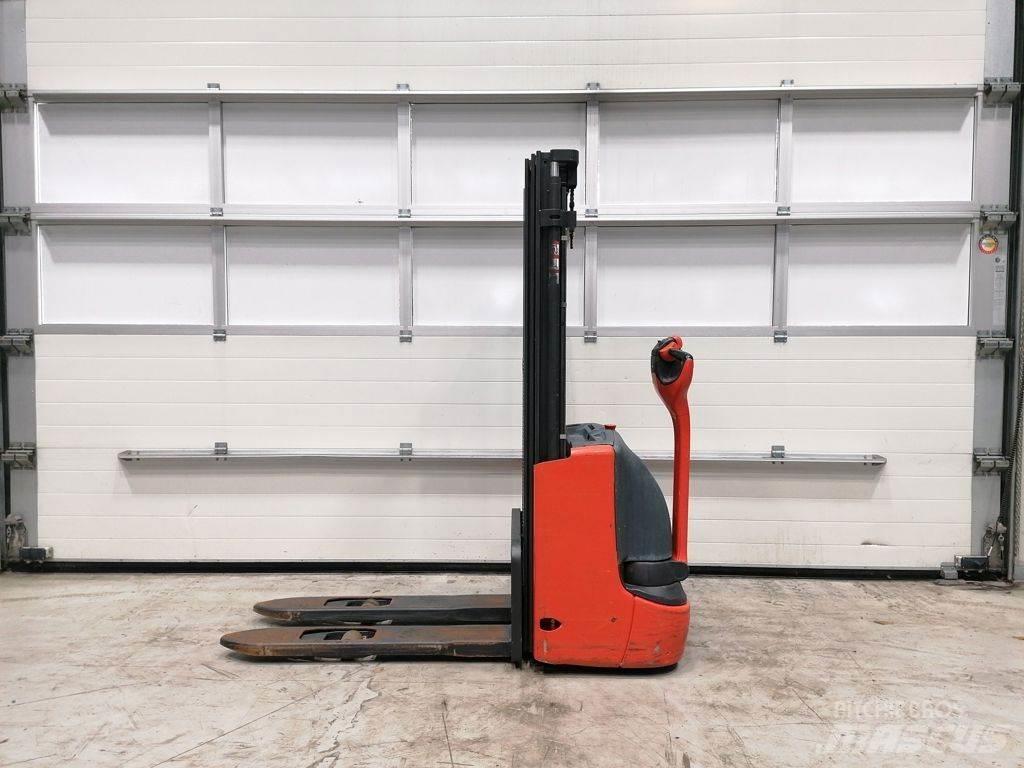 Linde L10 Stapelaar meeloop