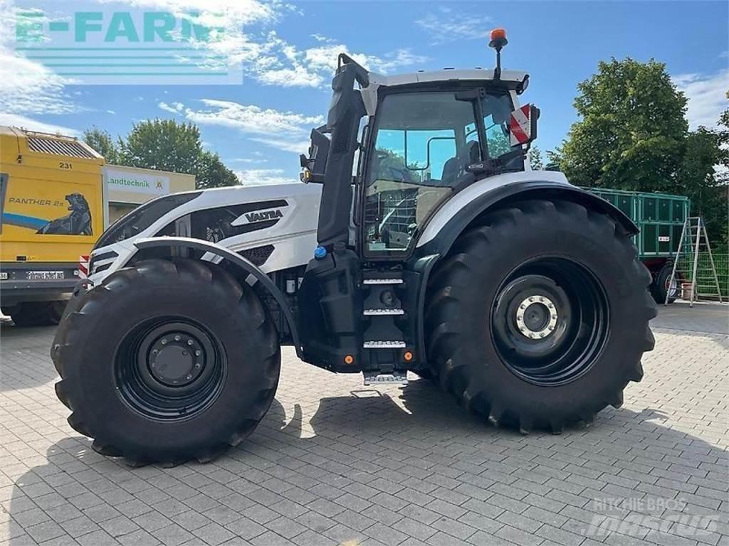 Valtra q245 Tractoren