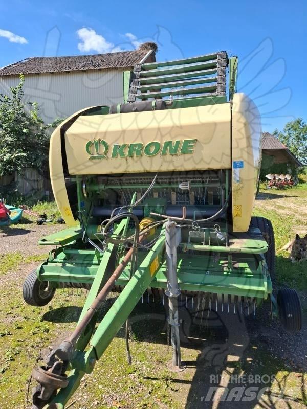 Krone Comprima F 155 Ronde-balenpersen