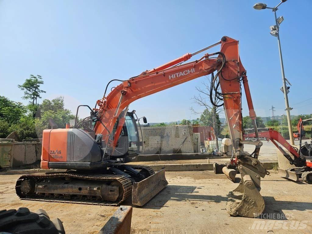 Hitachi ZX 135 US Rupsgraafmachines